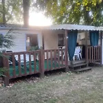 Mobil-home  « le Voyageur » Camping **** Hotel