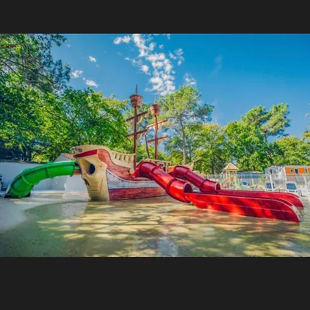 Mobil-home  « le Voyageur » Camping **** * Saint-Augustin