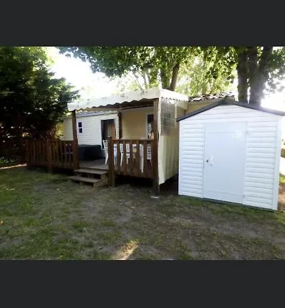 キャンプ場 Mobil-home  « le Voyageur » Camping **** Saint-Augustin