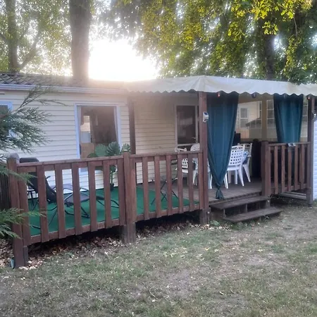 Mobil-home  « le Voyageur » Camping **** キャンプ場