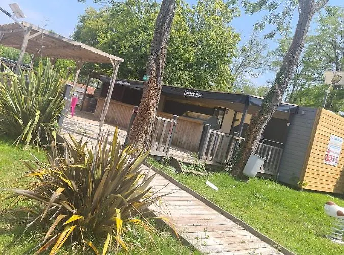 Hotel Mobil-home  « le Voyageur » Camping **** Saint-Augustin (Charente-Maritime)