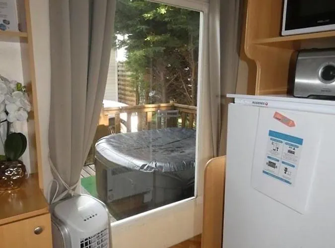 Mobil-home  « le Voyageur » Camping **** Hotel Saint-Augustin (Charente-Maritime)