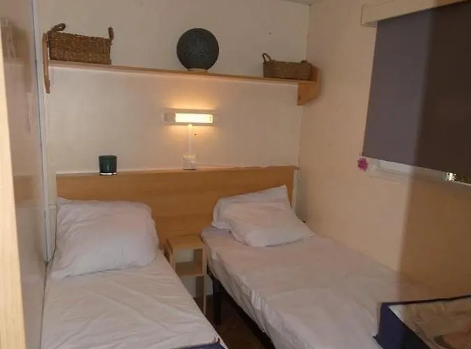 Mobil-home  « le Voyageur » Camping **** Hotel *