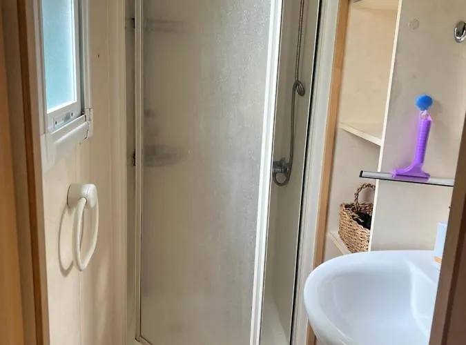 Hotel Mobil-home  « le Voyageur » Camping **** *